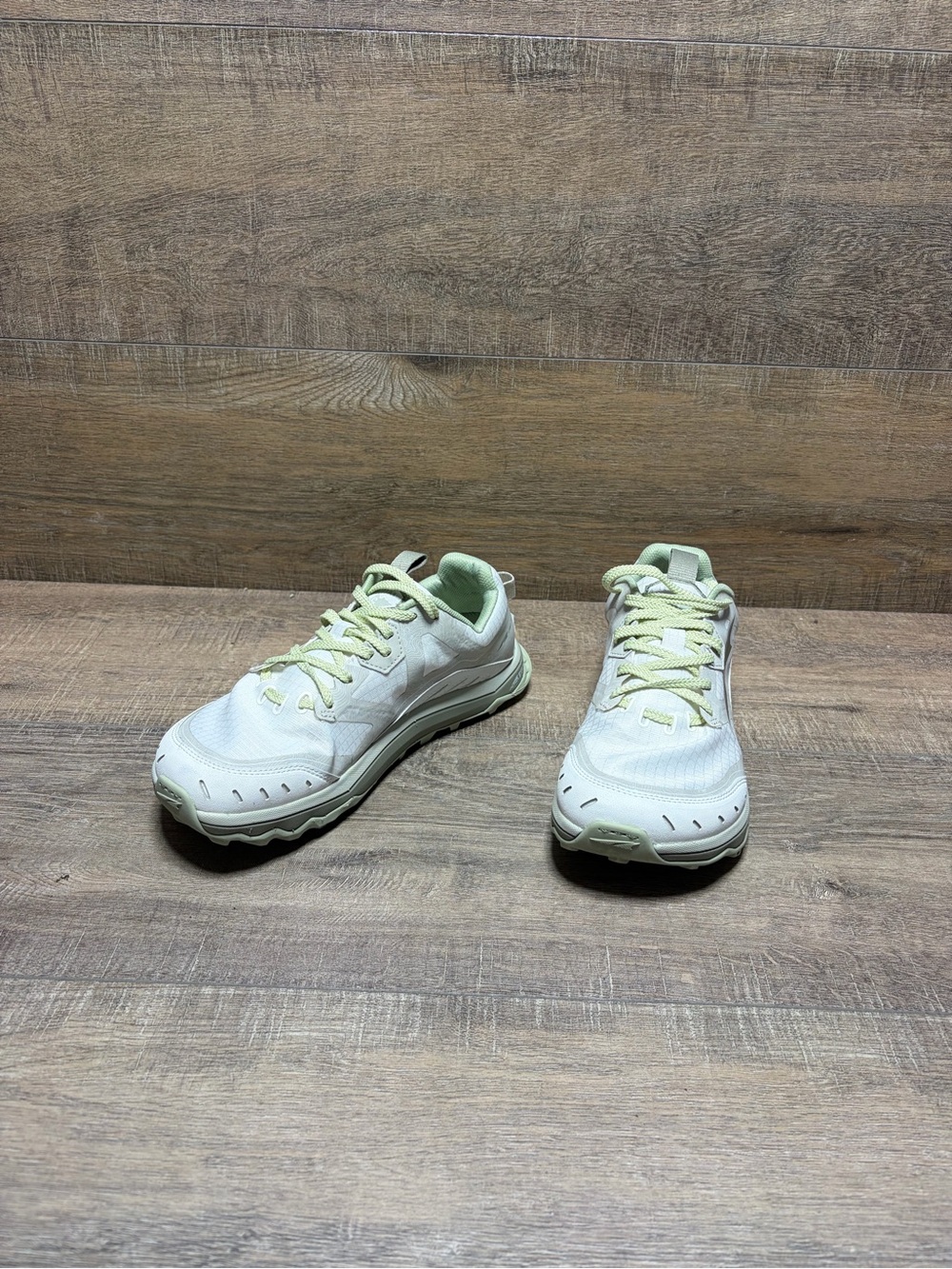 Altra Women's Light Green Athletic Running Shoes